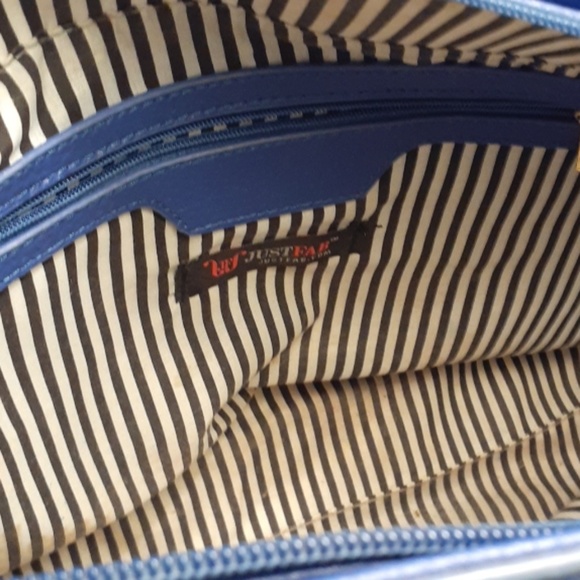 Pocketbooks - Picture 4 of 4